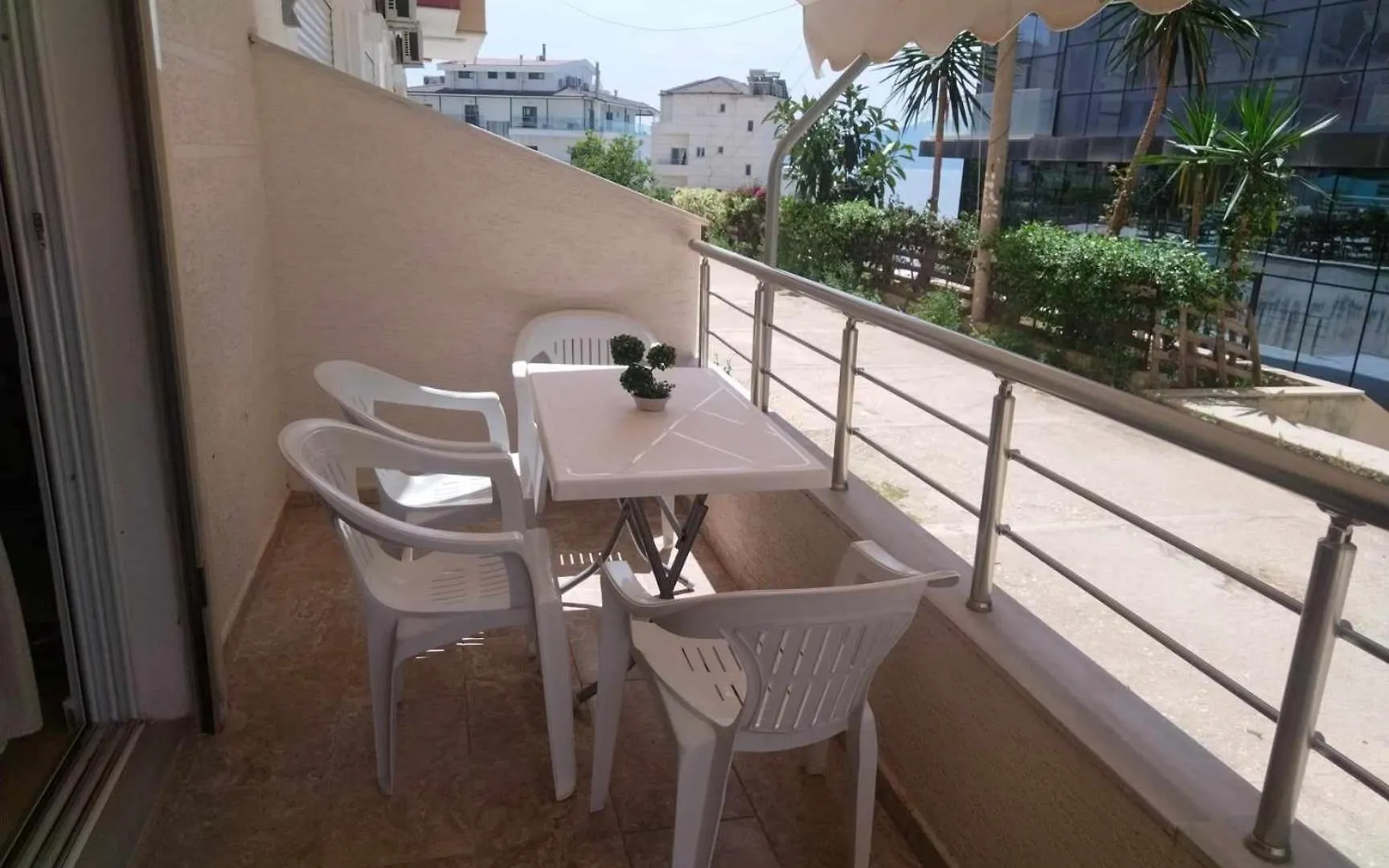 Apartment Teona Sarande